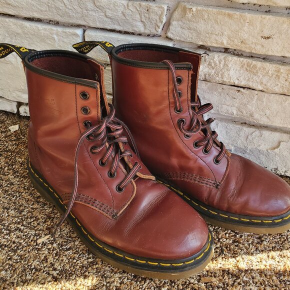 Burgundy/ Brown Dr. Marten Airwair Boots - Picture 1 of 6